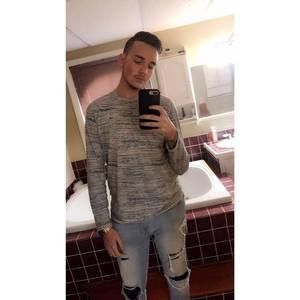 Meet your Posher, Adam